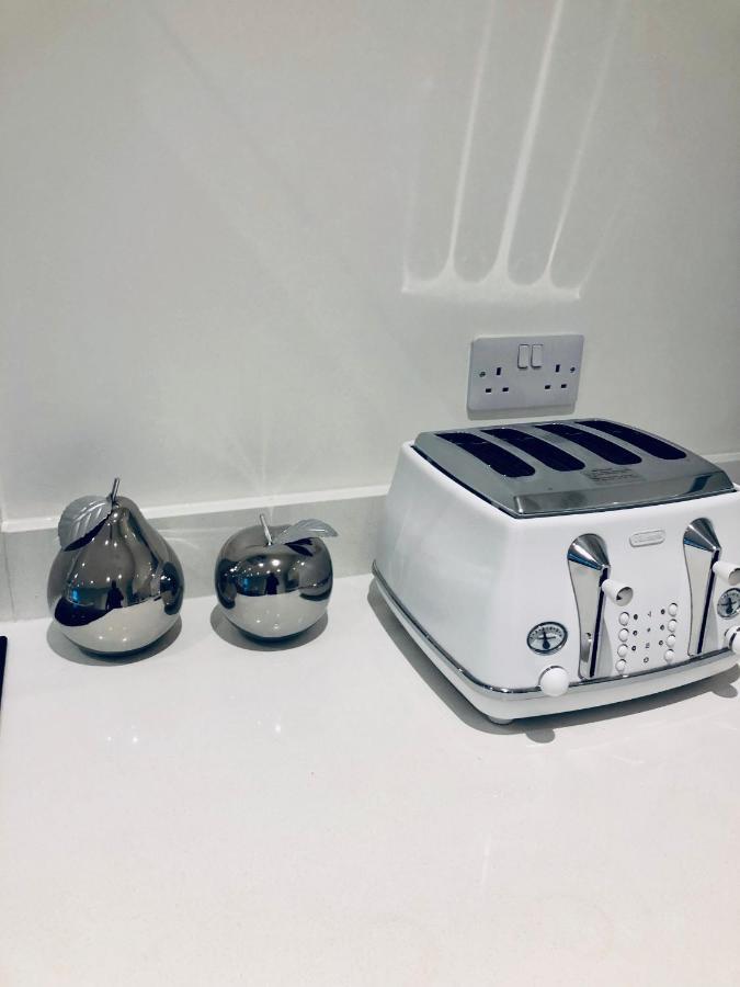 Snapos Luxury Serviced Apartment - Meridian House Bedford Esterno foto