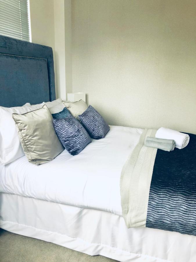 Snapos Luxury Serviced Apartment - Meridian House Bedford Esterno foto