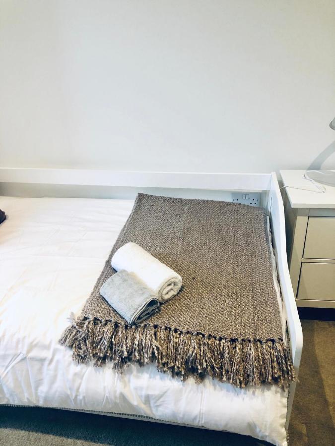 Snapos Luxury Serviced Apartment - Meridian House Bedford Esterno foto