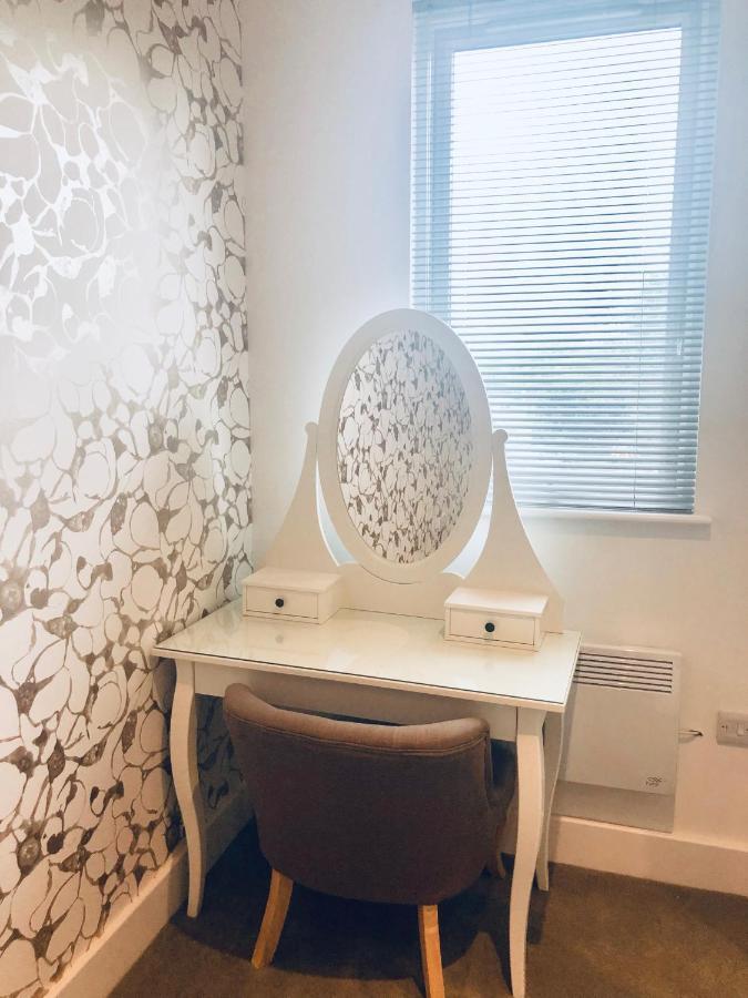 Snapos Luxury Serviced Apartment - Meridian House Bedford Esterno foto