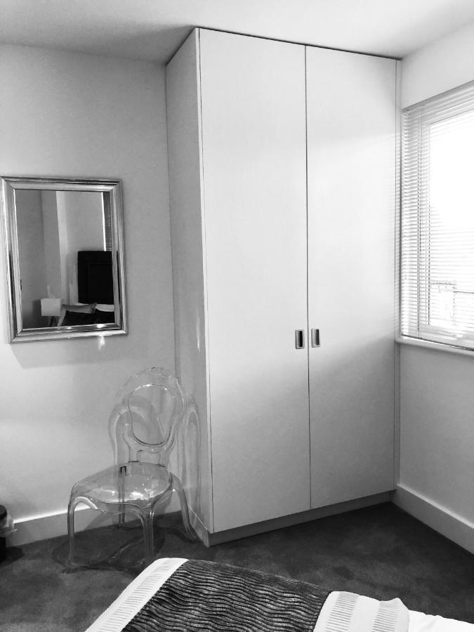 Snapos Luxury Serviced Apartment - Meridian House Bedford Esterno foto