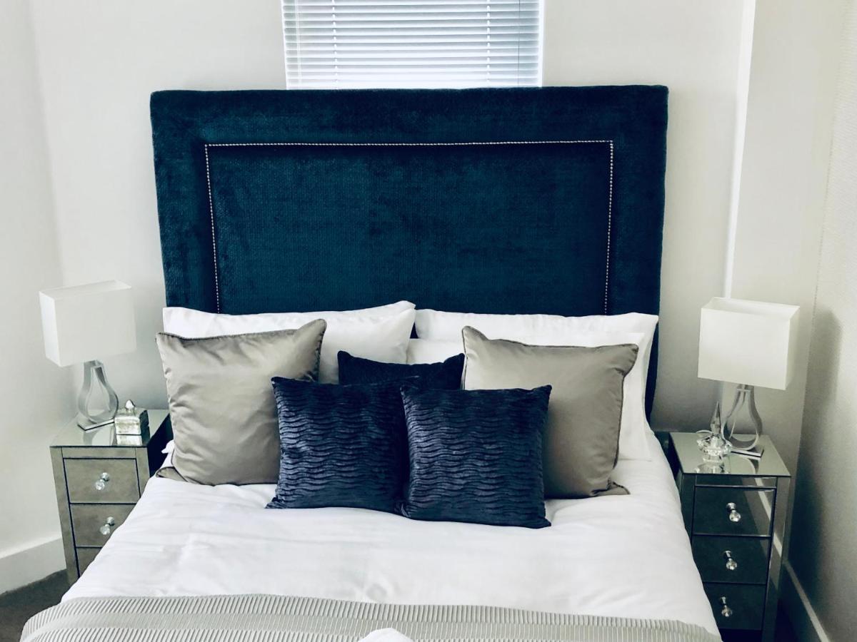 Snapos Luxury Serviced Apartment - Meridian House Bedford Esterno foto