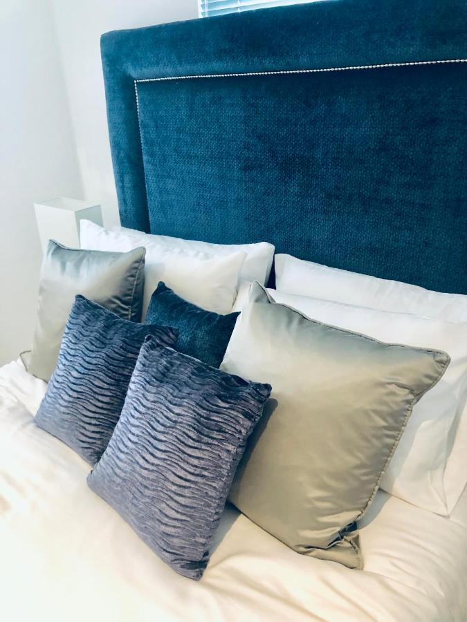 Snapos Luxury Serviced Apartment - Meridian House Bedford Esterno foto