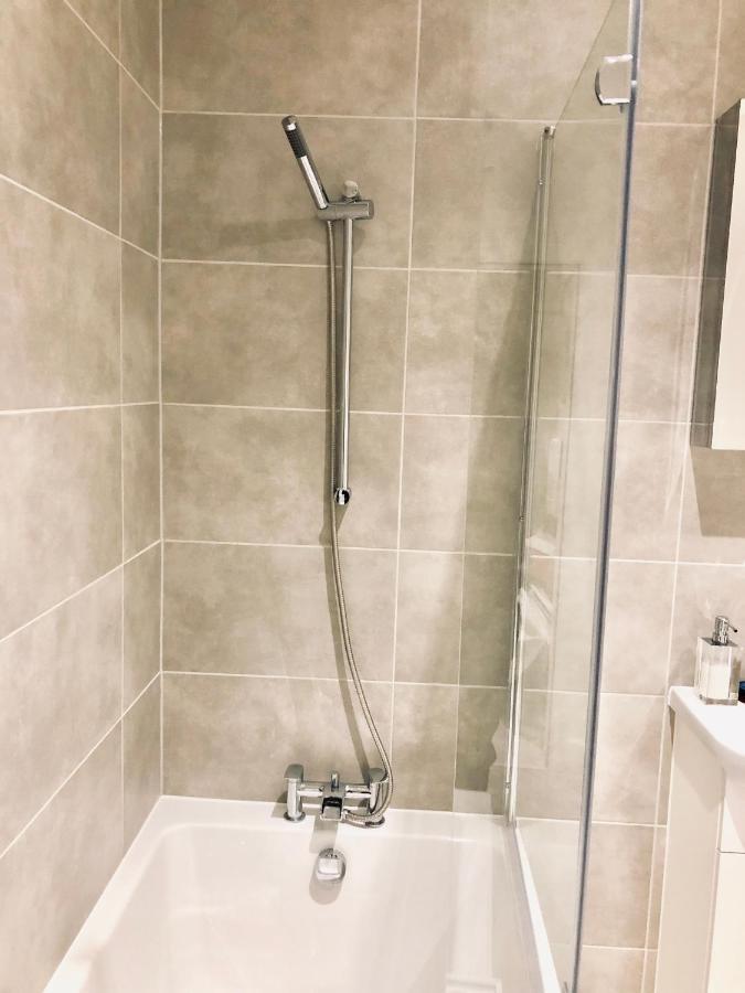 Snapos Luxury Serviced Apartment - Meridian House Bedford Esterno foto