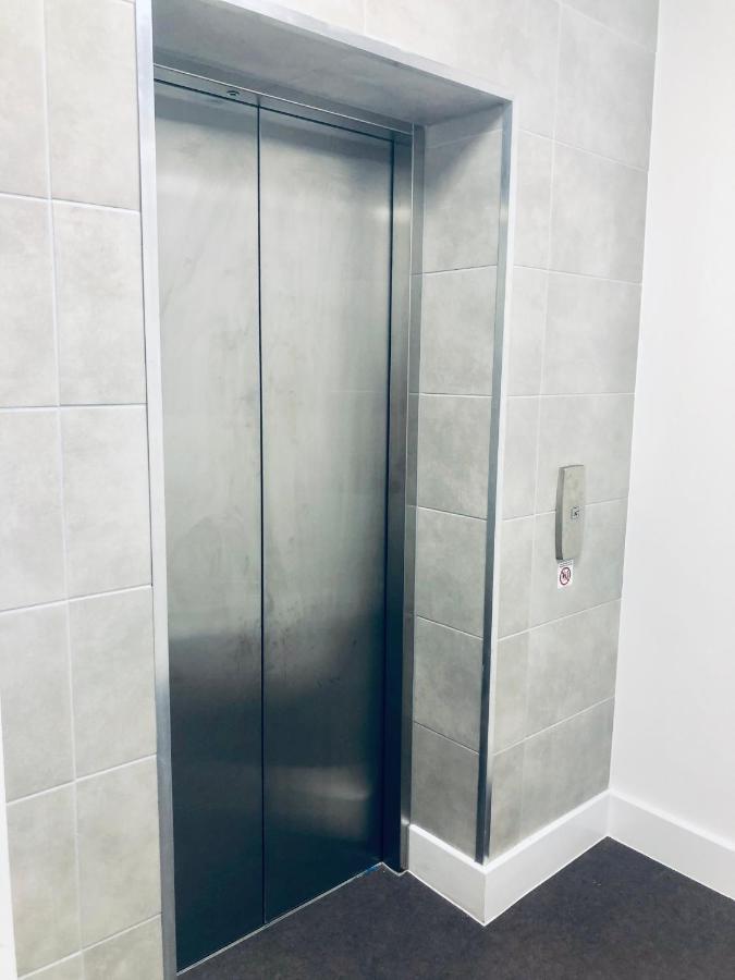 Snapos Luxury Serviced Apartment - Meridian House Bedford Esterno foto
