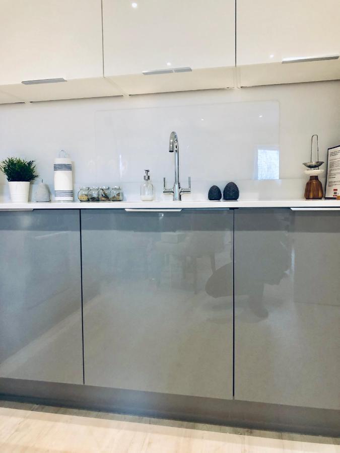 Snapos Luxury Serviced Apartment - Meridian House Bedford Esterno foto