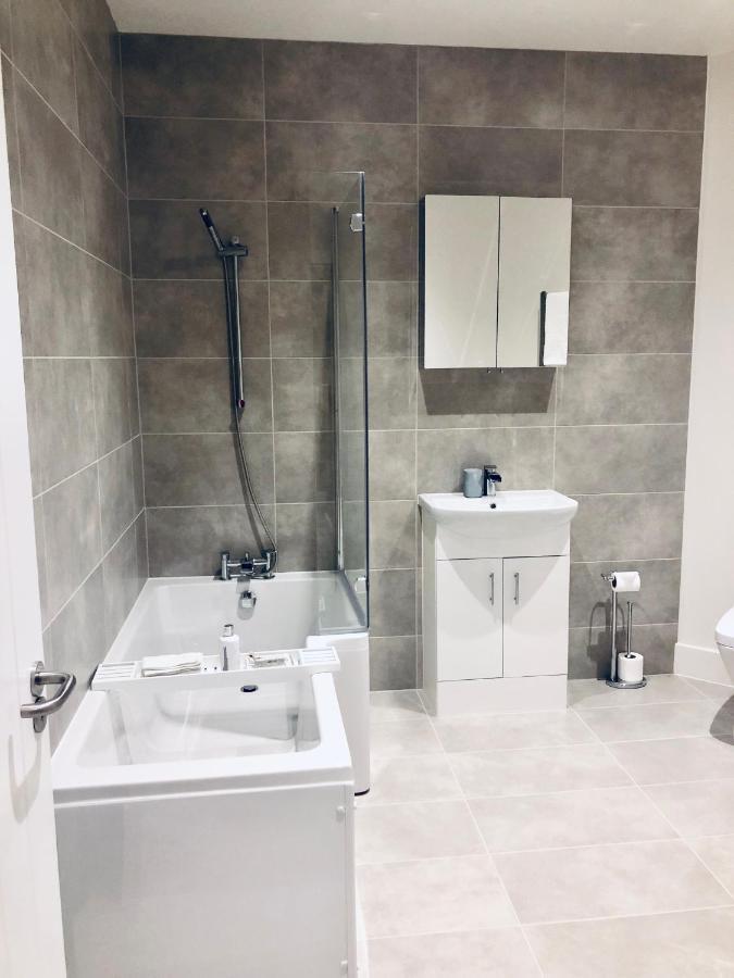Snapos Luxury Serviced Apartment - Meridian House Bedford Esterno foto