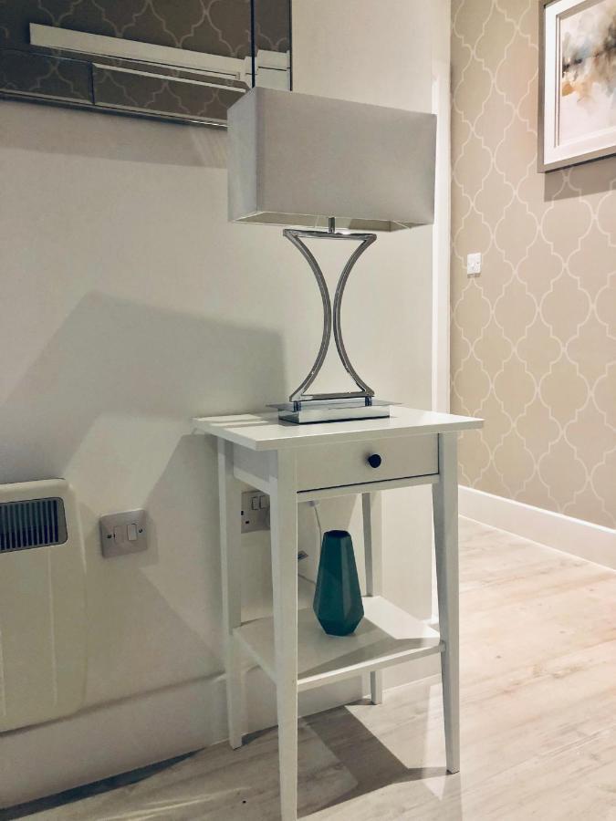 Snapos Luxury Serviced Apartment - Meridian House Bedford Esterno foto