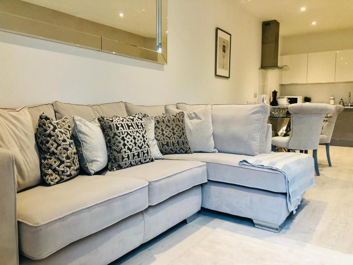 Snapos Luxury Serviced Apartment - Meridian House Bedford Esterno foto