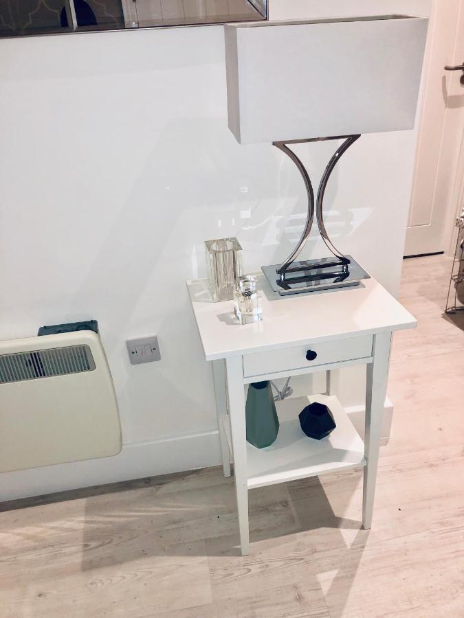 Snapos Luxury Serviced Apartment - Meridian House Bedford Esterno foto