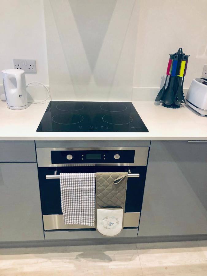 Snapos Luxury Serviced Apartment - Meridian House Bedford Esterno foto