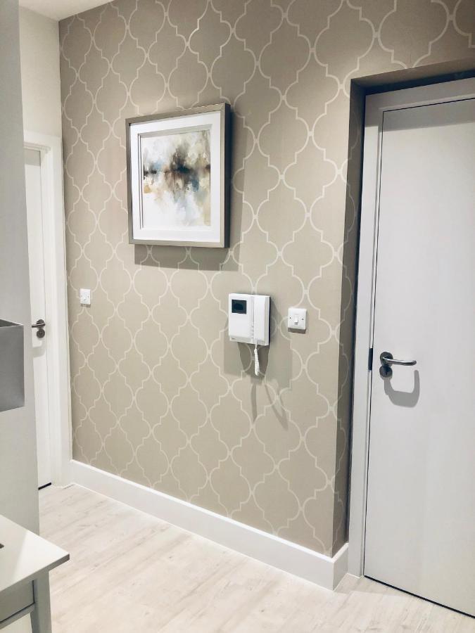 Snapos Luxury Serviced Apartment - Meridian House Bedford Esterno foto